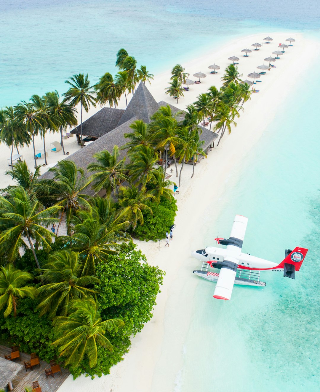 veligandu maldives